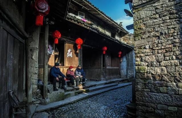 陕西一座千年古墓,墓主人是巾帼宰相,在其死后竟被挫骨扬灰
